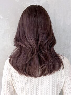 アイティーバイアルバム 八王子店(IT by ALBUM) ラベンダーグレージュレイヤー_斜めバング_ba424221