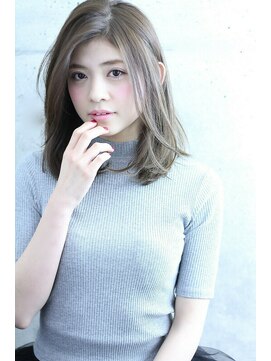 リル 西宮(LiL') 【LiL'西宮】アッシュブラウン_耳かけ☆セミディ