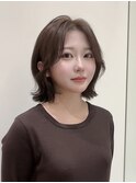 上品なウェーブショートスタイル