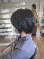 ヘアメイク コモレビ(hairmake komorebi) 【山本智文】黒髪ミニマムショート