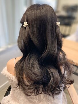 エヌアイ オモテサンドウ(ni omotesando) ☆ダークグレージュカラー 5トーンで作る透明感カラー☆