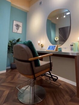 スエダ(SUEDA)の写真/【全席個室◆三宮駅スグ】全席完全個室で周りを気にせずゆったりとしたサロンタイムをお過ごしください♪