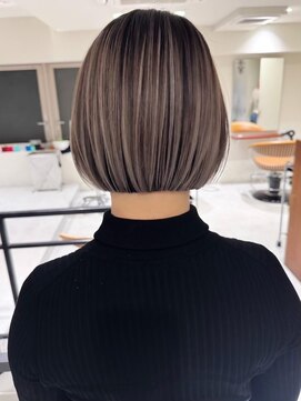 ゴカン バイ ジル ブラン 名古屋(Gokan by JIL BLAN) ハイライトバレイヤージュダブルカラーショートカット30代40代