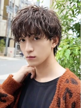 オーシャントーキョー 心斎橋(OCEAN TOKYO WEST) ツイストスパイラル波巻きスパイラルパーマセンターパートウルフ