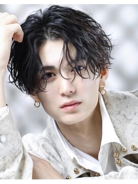 アストラ(ASTRA) MEN’S HAIR/波巻きツイストスパイラル/リバースセンターパート