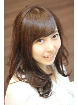 ソウ ヘア デザイン(SOU HAIR DESIGN) 毛先カールで大人かわいい簡単スタイリングセミディ