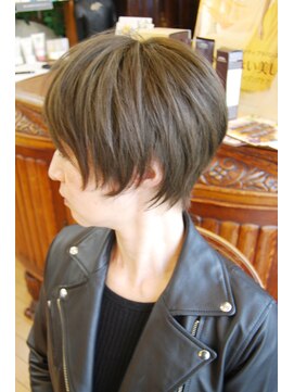 ベル(BELL) 前髪長めがカッコイイショートスタイル☆【BELL桜新町/用賀】