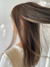 ヘアーヴィーヴル 松茂店(Hair BIVRE) インナーカラー（ミルクティーベージュ）