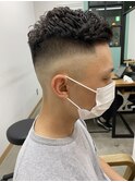 【cuzKLUB】バーバースタイル 濡れパン×フェードカット［池袋］