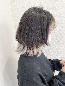 ラシク(racic) 【racic】ウルフカット×ホワイトインナーカラー