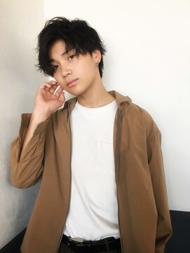 キー(kii) センターパート/ツイストスパイラル/ツーブロック