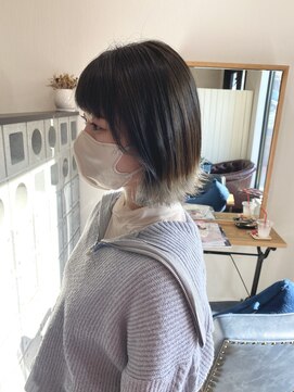 ヘアデザイン ノア(Noa) コントラスト裾カラー
