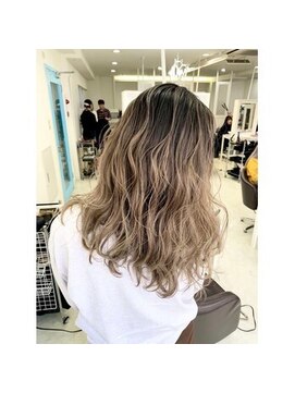 オートヴィーナス 神栖(Haute Venus) バレイヤージュ