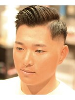 ダルチザン バーバーズプライド(D'ARTISAN Barber's PRIDE) 七三分けフェードスタイル