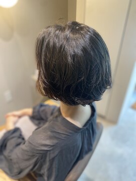 ギュルン(gronn) gronnのナチュラルパーマ