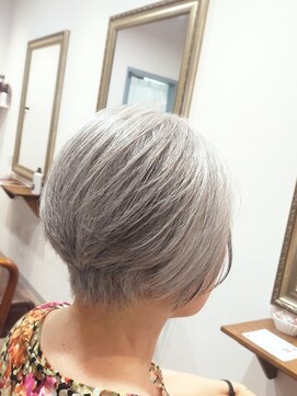 ヘアー グリーン(hair green) 40代50代60代/大人ショート/ショートボブ/グレイヘア