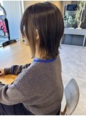 大人可愛いストレートくびれボブインナーカラー肩ラインベージュ