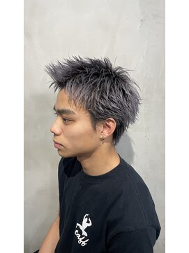 クロー(CROW) ブリーチカラー×スパイキーショート