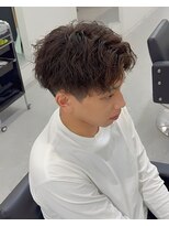 ブライト(BRIGHT)&nbsp;センターパートツイストスパイラルパーマ