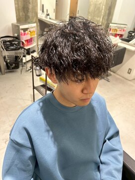 メンズサロン キング 心斎橋店(Men’s salon K!ng) ホワイトメッシュ/ツイスト/ツイスパ/パーマ/メンズ/眉毛/心斎橋