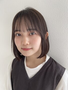 エクリ 麻布十番(equri) ぱつっとボブ　20代30代40代　アースカラー