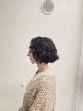 オビ(Obi) カーリーボブ