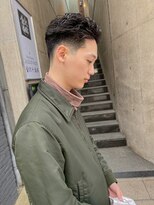 レフ(LEF)&nbsp;【オダオススメ！】無造作オールバックミドルフェード