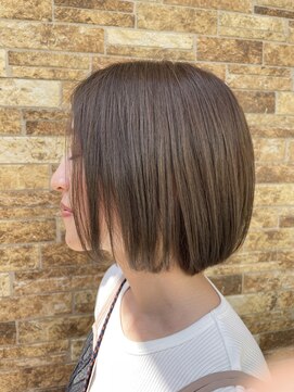 ココカルム(coco Calm) 切りっぱなしボブ