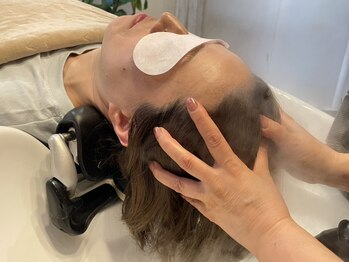 リリウム(Lilium)の写真/照明・音楽にこだわった専用のスパブース◇髪の未来を頭皮から考えるスパMENUをご用意!!