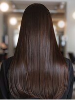 カンナ つくばみどりの(Canna)&nbsp;レイヤーカット/ウェットヘア/オリーブベージュ[つくばみどりの]