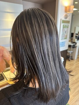 ルシード スタイル レクラ 栄生店(L'UCIDO STYLE L'eclat) アンブレラカラー