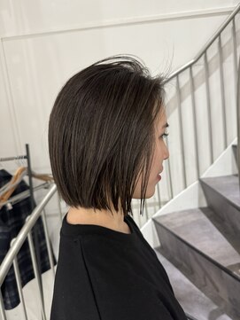 マルフェ 天王寺(marfe) 切りっぱなしぱっつんボブ　透明感カラー髪質改善ショートカット