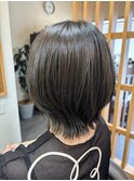 オリーブグレージュ