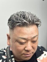 ケーファクトリー(K-FACTORY)&nbsp;極道パーマ/ハイフェード/ホワイトメッシュ