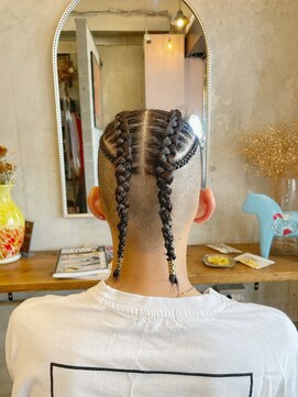 ラグシス ザ ヴィンテージ(LUXIS THE VINTAGE) 【コーンロウ】