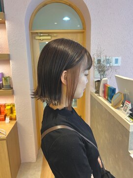 メルク ユニ(merc.uni) インナー×ボブ小顔