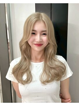 レブ 難波店(REV.) 髪質改善/ブリーチ/ダブルカラー/韓国/インナーカラー/難波