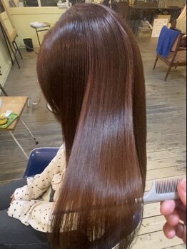 mcte【マクテ】【4月中旬 NEW OPEN(予定)】の写真/【再現率100%の衝撃】もう、鏡の前でため息をつかせない。乾かしただけで、笑っちゃうほど潤いとろける艶。