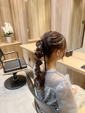 ソルビア ヘアセット(solvia) ポニーの編み下ろし