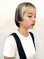 オトソーデン(Oto-soden)&nbsp;ブロンドハイライト×マッシュショート
