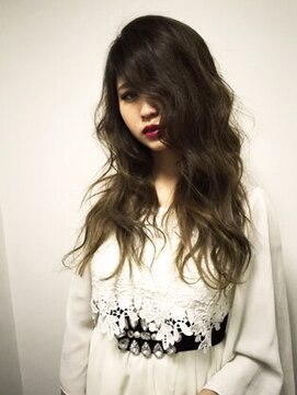 ジュリー(JURY) ウェーブ カーリー グレイ アッシュグラデーション