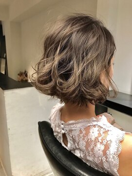 ルーヴェ(LOWE) 能瀬 グラデーションボブ