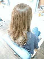 アンスール ヘア スタジオ(UNSEULE HAIR STUDIO)&nbsp;艶感ベージュゴールド