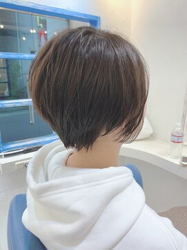 ウーロス(uros.) ショート☆ボブ