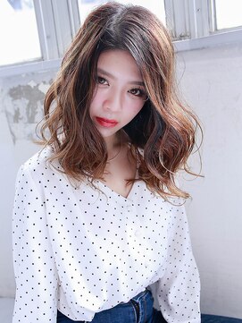 ラックスビーハカタ 福岡博多バスターミナル店(LUXBE HAKATA) ３Dカラー×大人ウェーブ【LUXBE HAKATA】