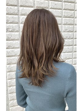 プチメゾントウキョウ(Petit Maison Tokyo) ハイライトグレージュ＿エアリーミディ