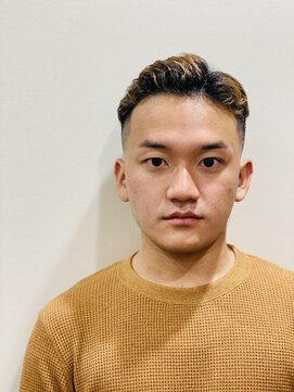 グレイスフルバーバー 赤坂見附店 癖毛だからカッコいいスキンフェードスタイル！【理容室,赤坂】