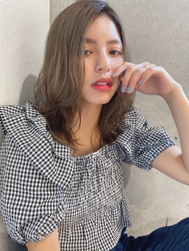 ルービック 難波(Rubik's) 大人可愛いくびれミディ(かきあげグレージュカラー)