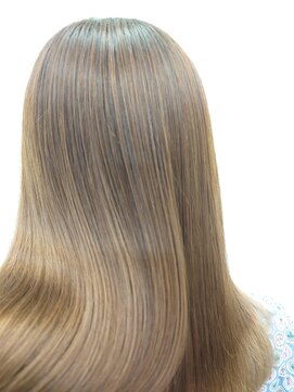 ルカヘアー(Luca hair) うる艶ロング