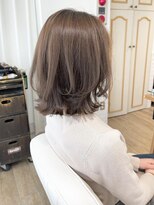ネオリーブ チロル 横浜西口店(Neolive CiroL.)&nbsp;外はねボブ　ボブルフ　アッシュベージュ くびれヘア